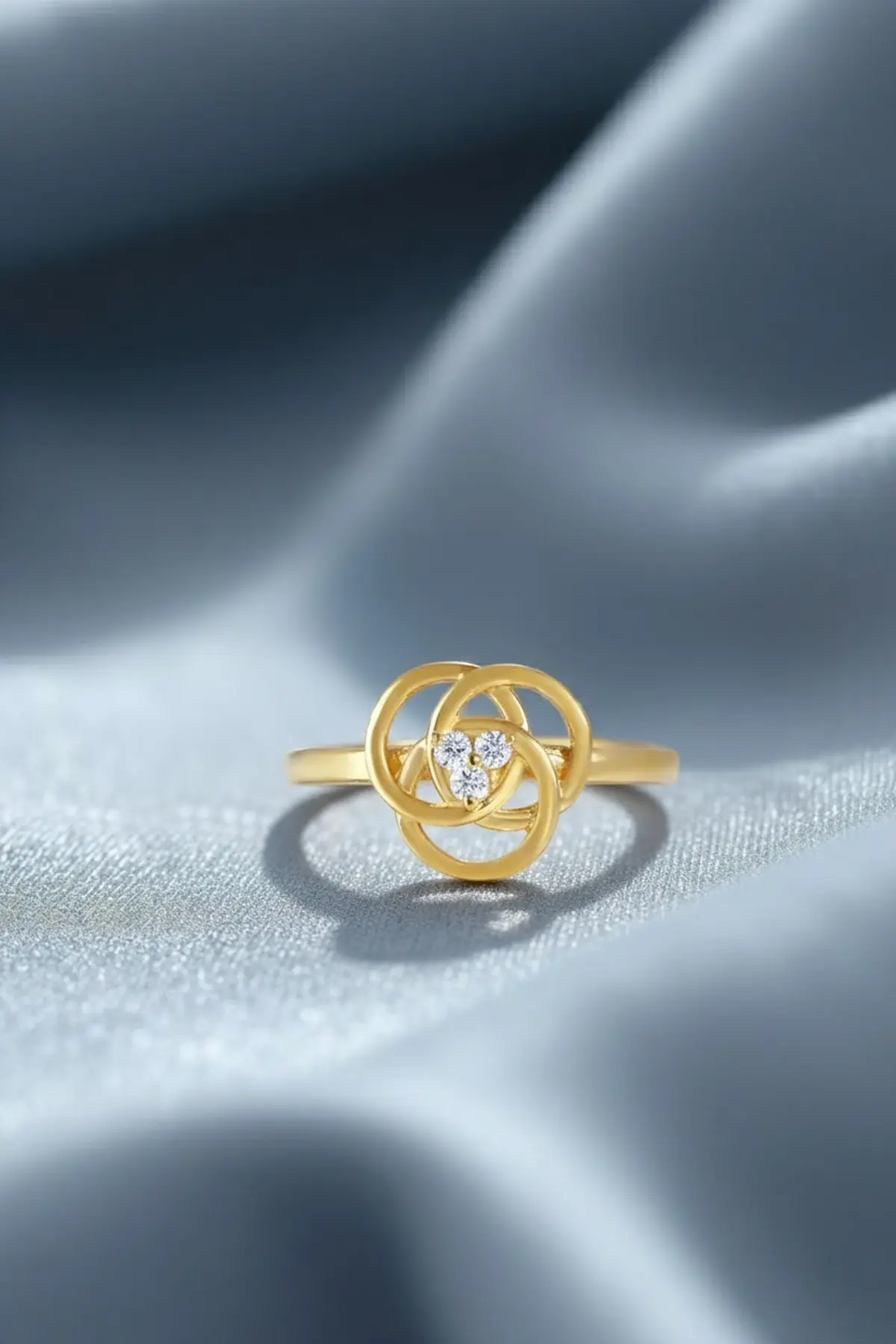 Star Aura Opulence Ring Rich celestial-inspired luxury design.